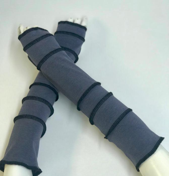 Grey with Black Arm Warmers